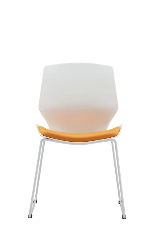 Stolica za odmor u radnoj sobi